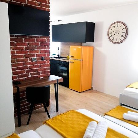 Evita Studio Apartment Karlovac Zewnętrze zdjęcie