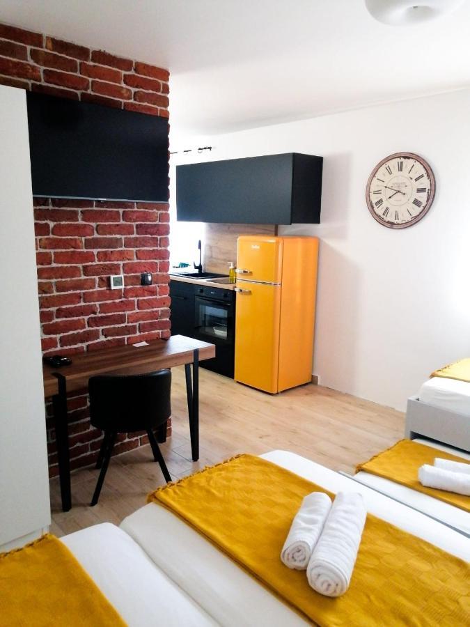 Evita Studio Apartment Karlovac Zewnętrze zdjęcie